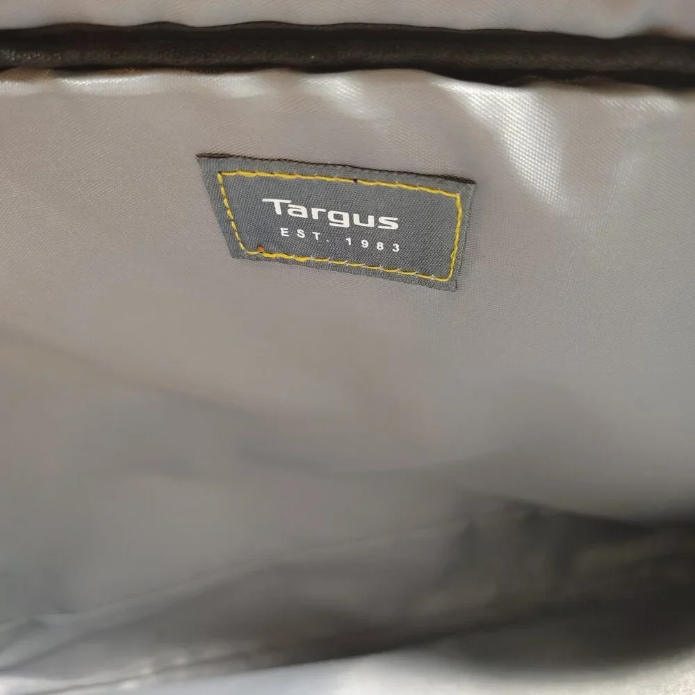 Targus Drifter Carrying Case For 15.6